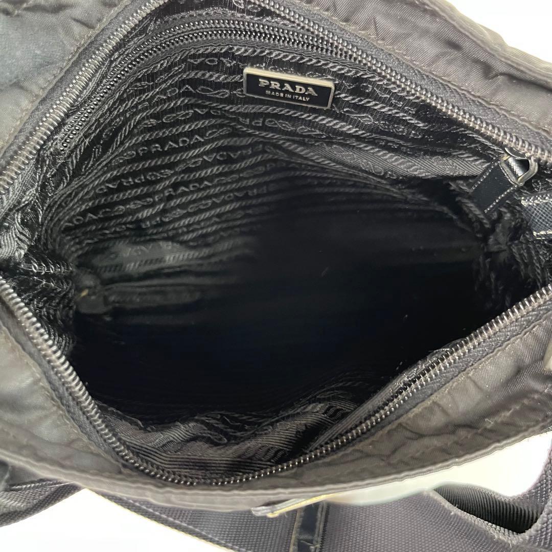 近年モデル PRADA プラダ ショルダーバッグ ナイロン レザー ブラック