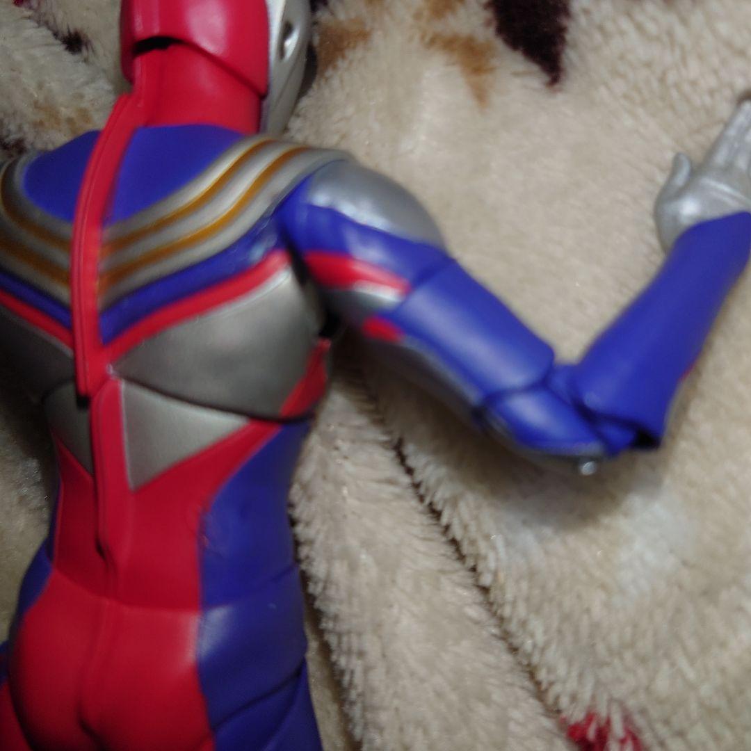 【ひび割れあり】SHF 真骨彫製法 ウルトラマンティガ マルチタイプ 初版