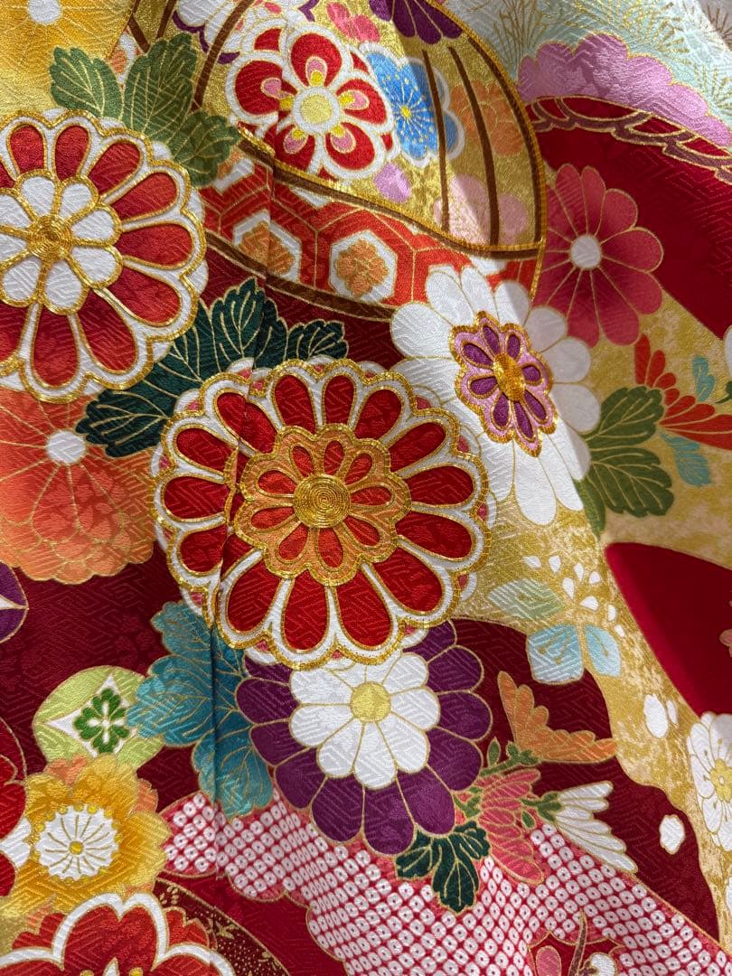 三越取扱 吉澤織物 [田中優子の世界]振袖 未仕立 定価70万 正絹 赤地古典柄