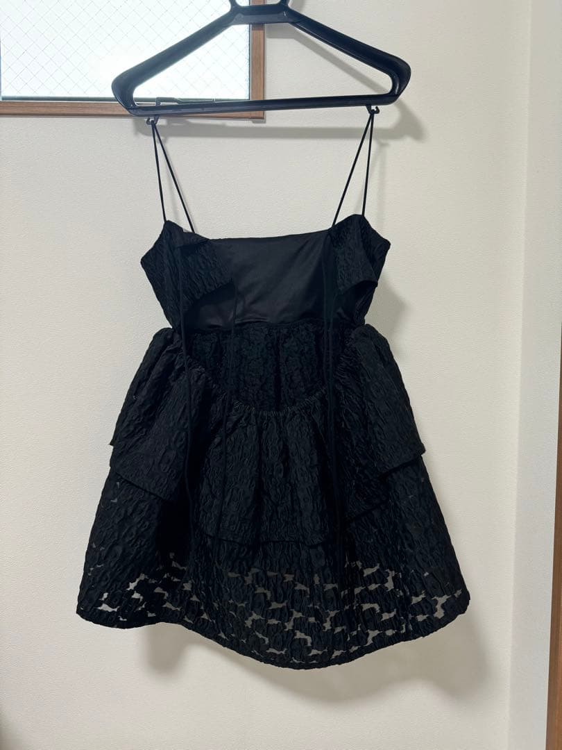 ハニーミーハニー　Flower organdie camisole