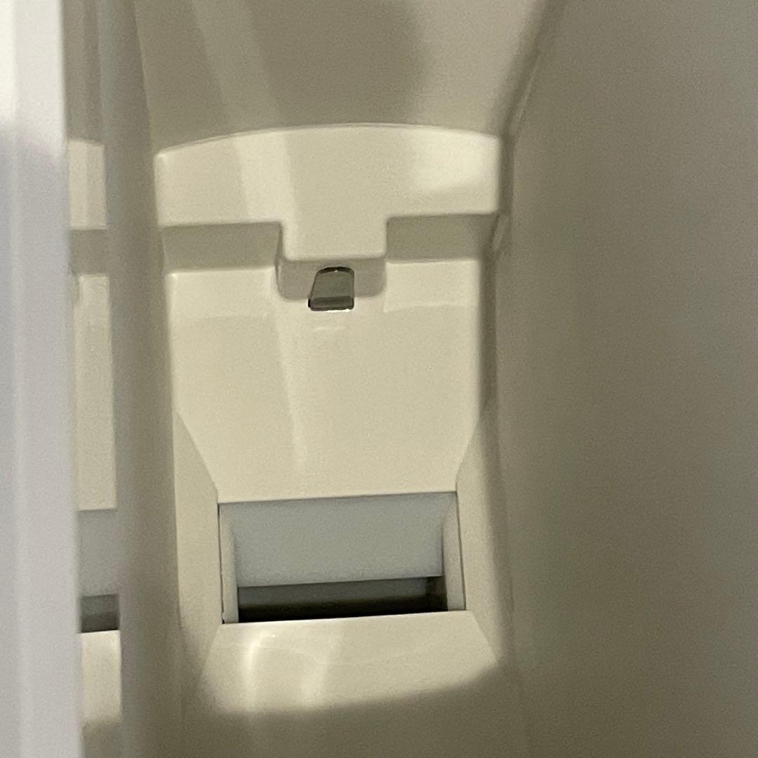 【美品】保冷米びつ　HRC-10SW エムケー精工　ライスクール