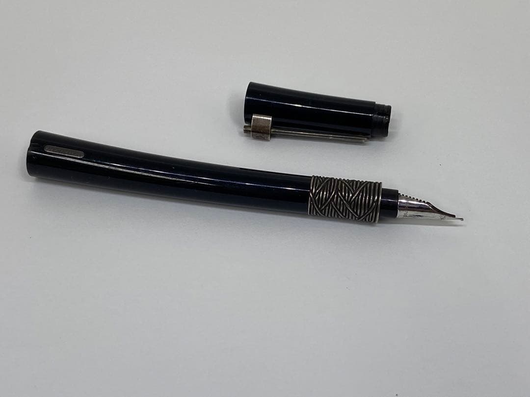 万年筆　ウォーターマン　セレニテ　ブラック　M