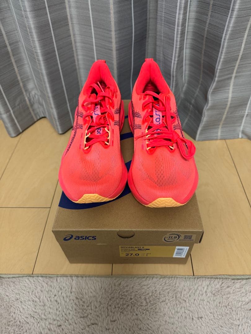 新品未使用　ASICS NOVA BLAST5 ノヴァブラスト5 27cm 完売