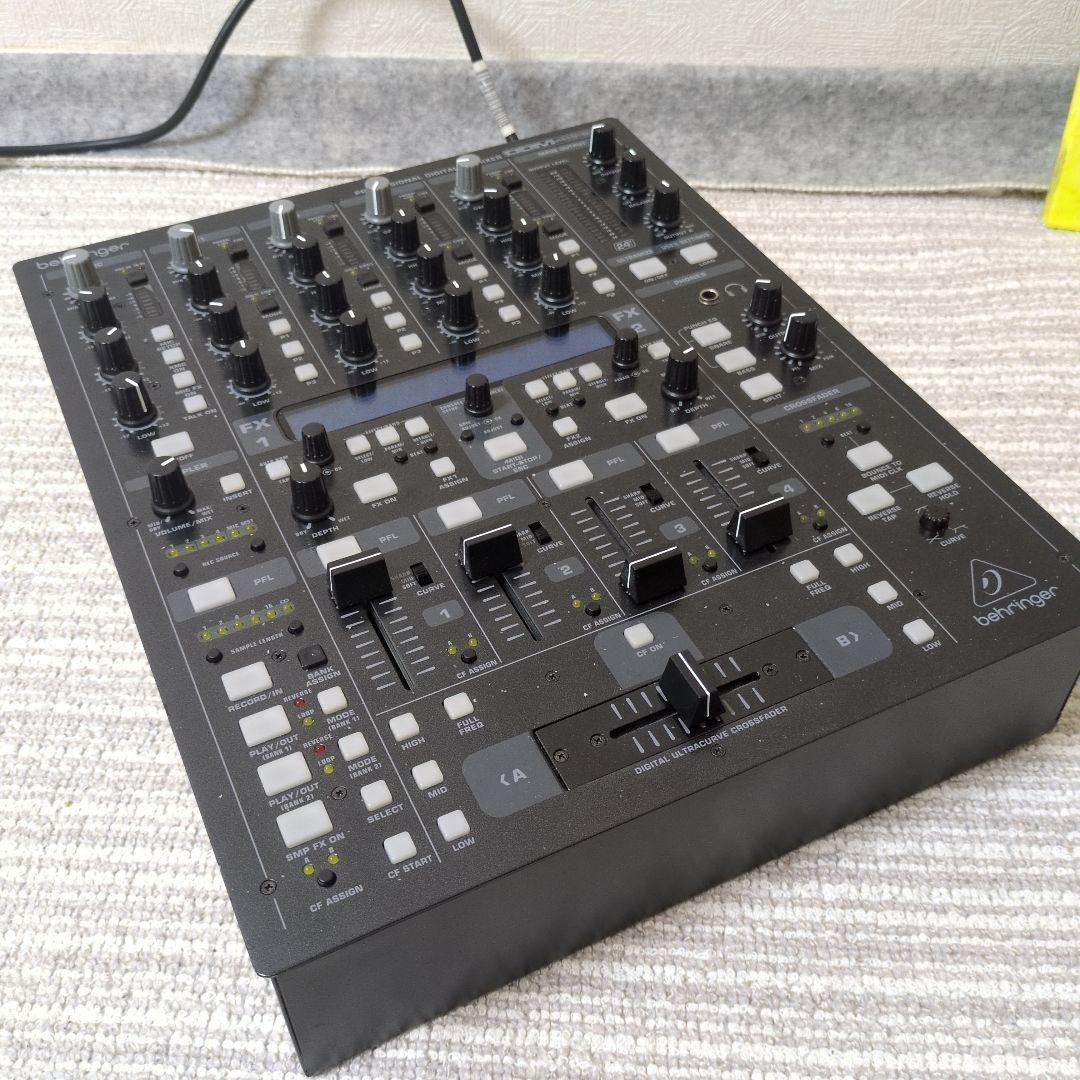 BEHRINGER DDM4000 djミキサー