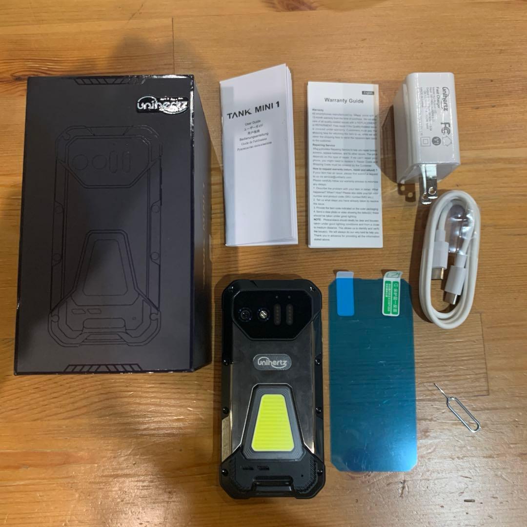 8849(Unihertz) Tank Mini 小さいボディーに機能ギッシリ★