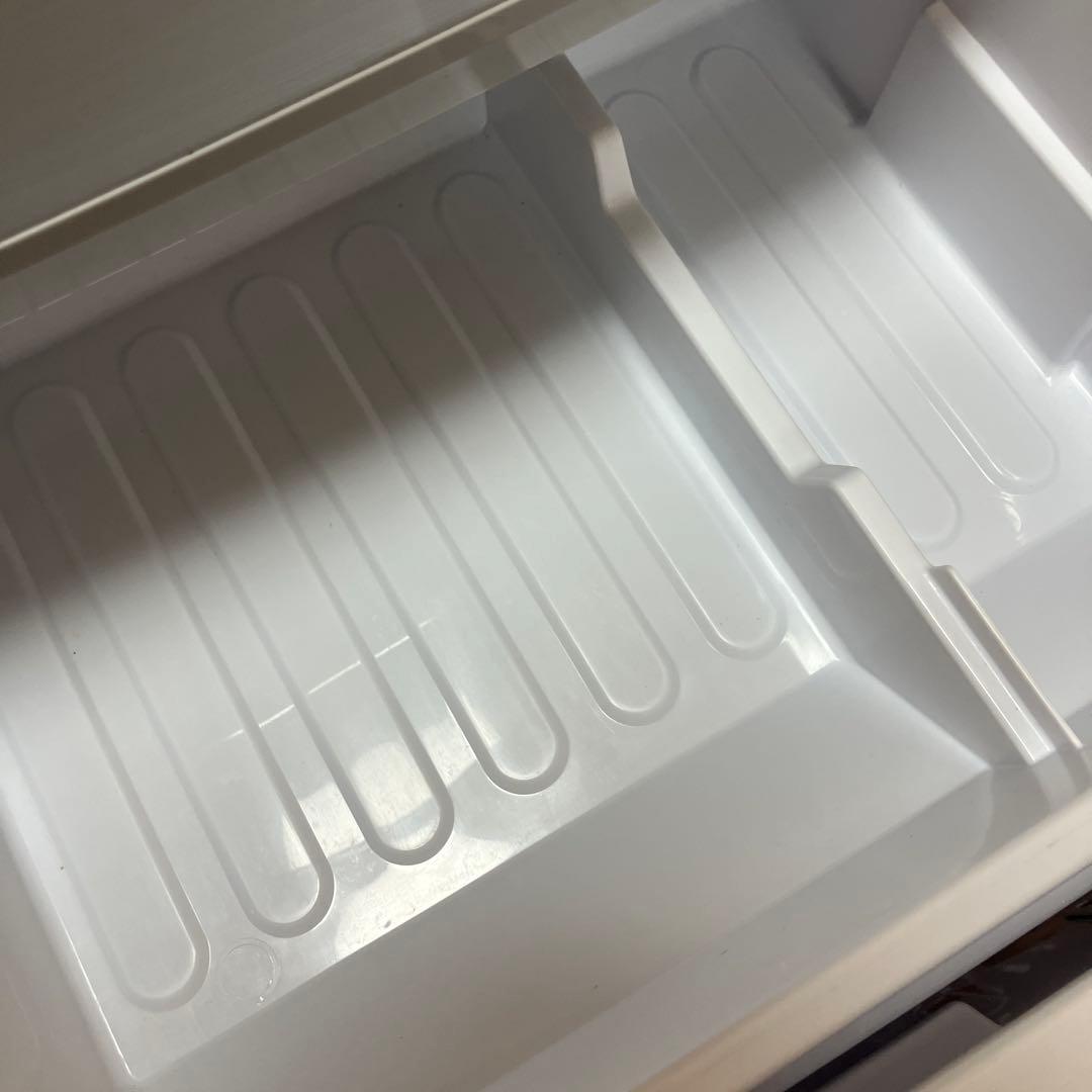 シャープ ノンフロン冷凍冷蔵庫 SJ-D14D-S 2018年製 137L