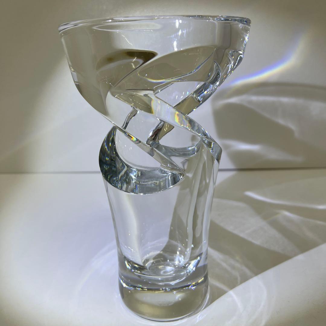 バカラ　トルネード　花瓶　高さ22.8㎝　東Y7-1119☆1Fトトコ