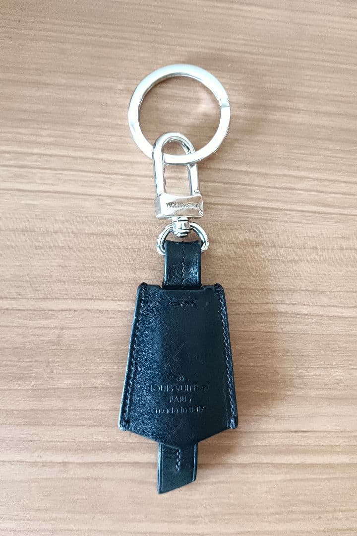 LOUIS VUITTON ルイヴィトン　ポルトクレ・クロッシュクレ　キーリング