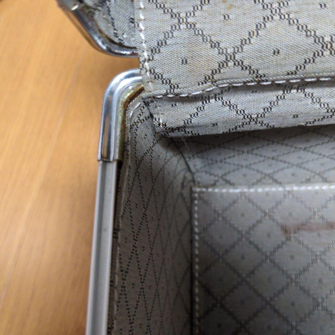 キティちゃん　ブランド風メイクボックス　化粧箱　ピンク　シルバー