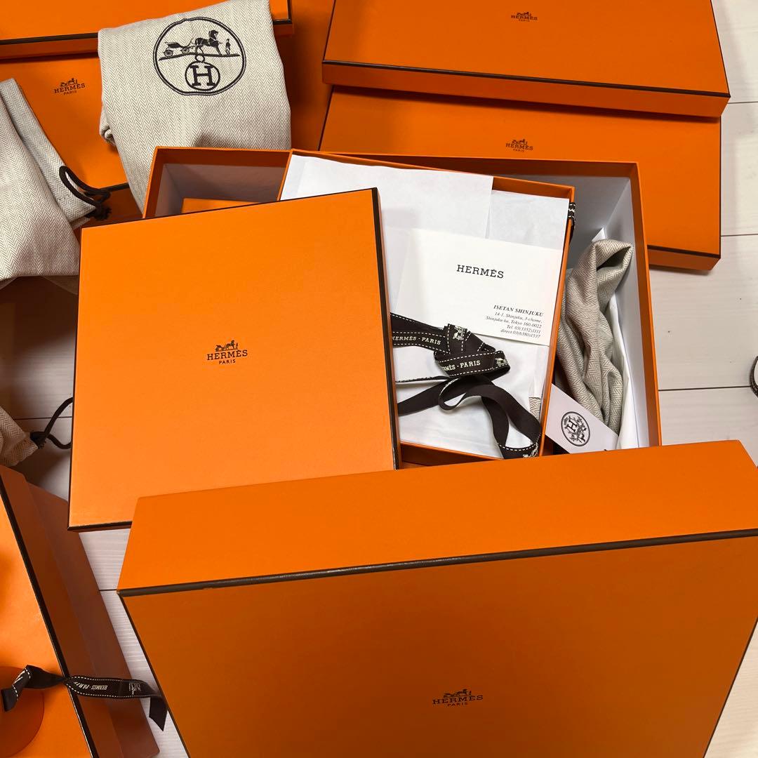 Hermesボックス、袋、リボン