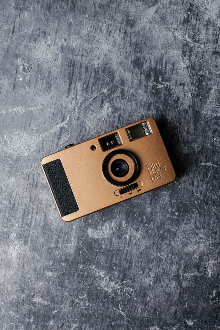 フィルムカメラ NANACAMERA Film Never Die