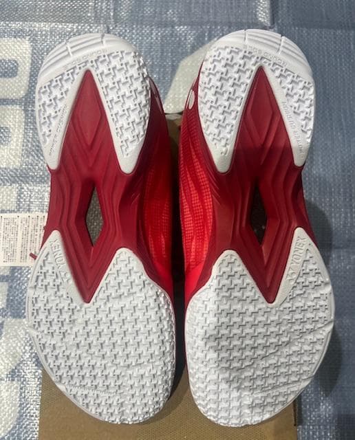 新品YONEX バドミントンシューズ SHBAZ2MY ルビーレッド