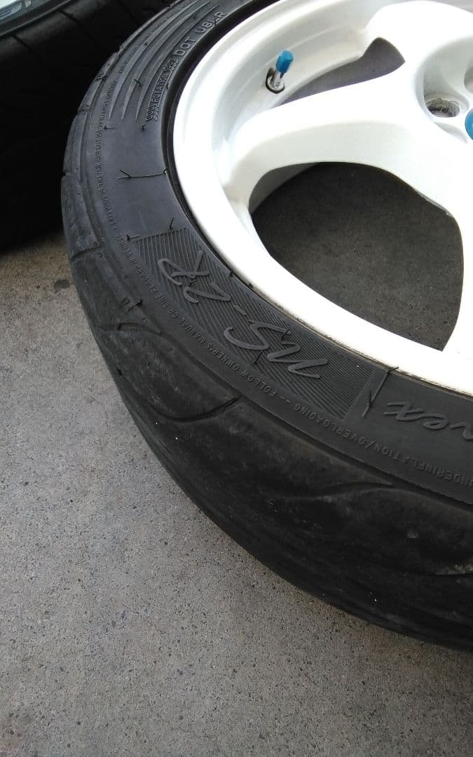 A-TECH 5本スポークにハイグリップ ネオバ/NS-2R エッセで使用