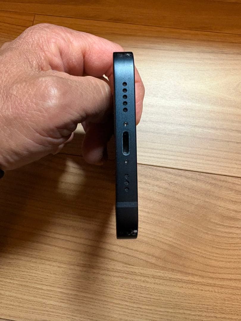 Apple iPhone13 色ミッドナイト256GB