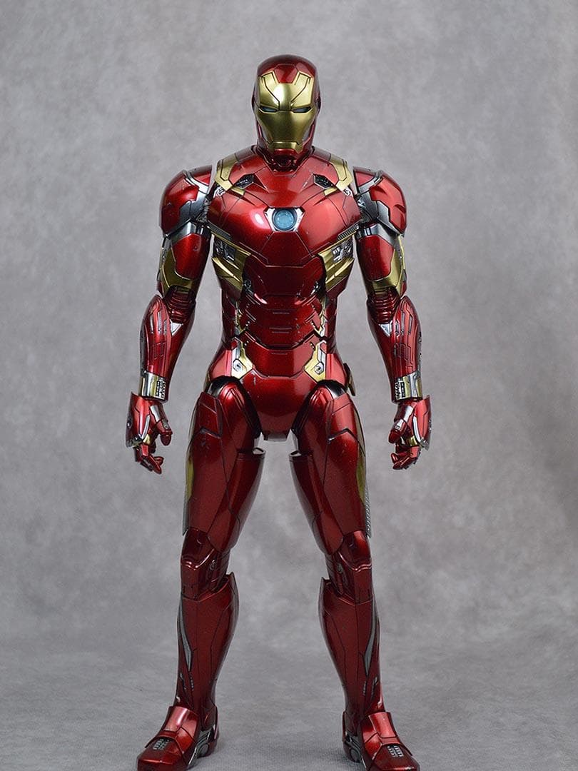 ホットトイズ DIECAST アイアンマン・マーク46 1/6 フィギュア