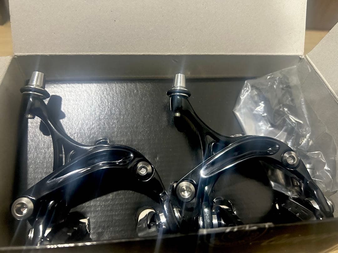 【カンパニョーロVELOCE】キャリパーブレーキ新品箱付CAMPAGNOLO