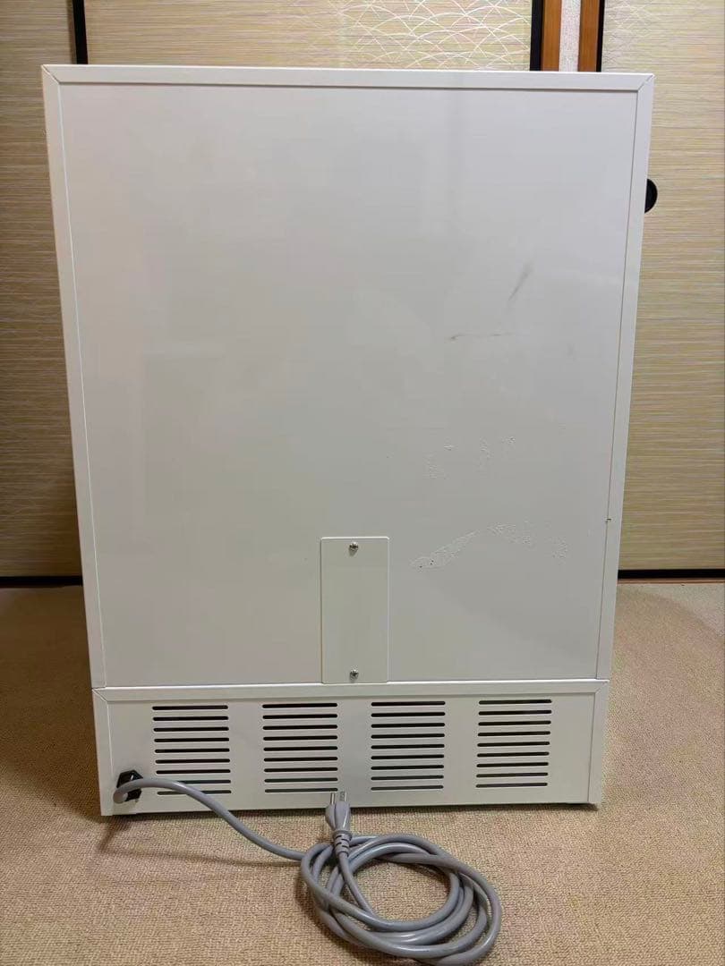 アズワンのETTAS定温乾燥器（OFW-450V）