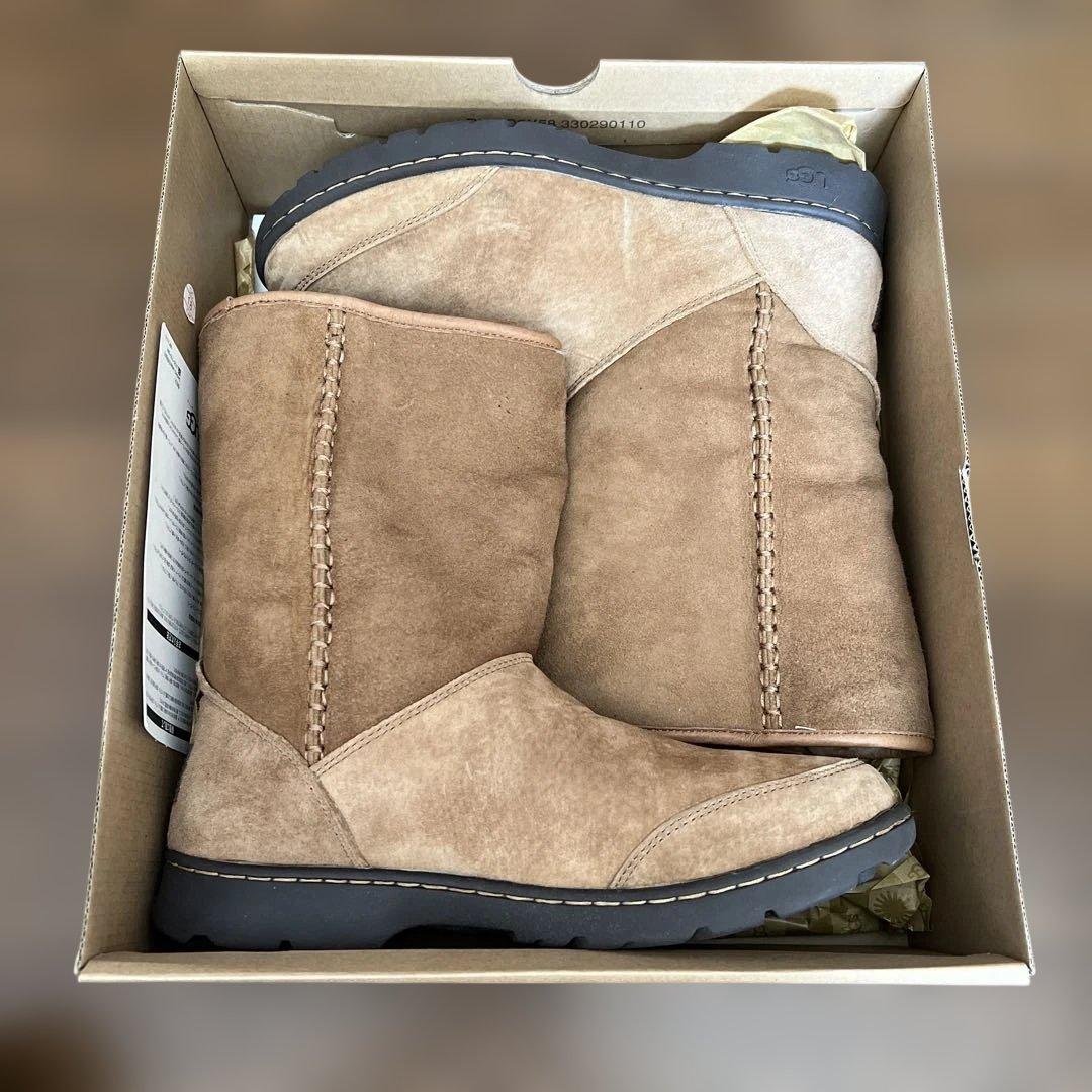 新品未使用　UGG ムートンブーツ　waterproof 防水