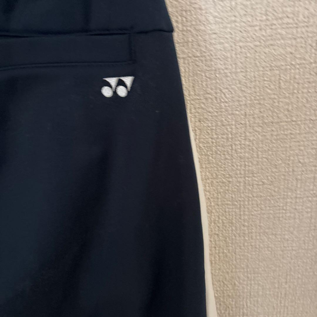 ヨネックス メンズノータックパンツ　Lサイズ