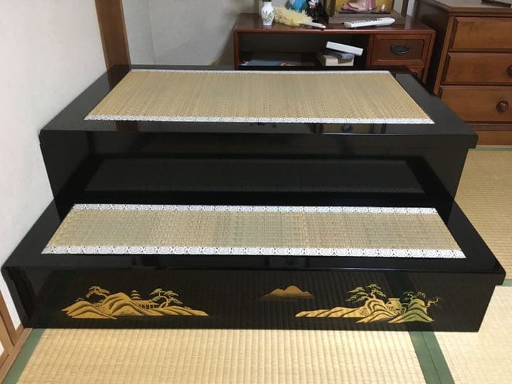 お雛様　金箔蒔絵ひな壇　屏風　セットで