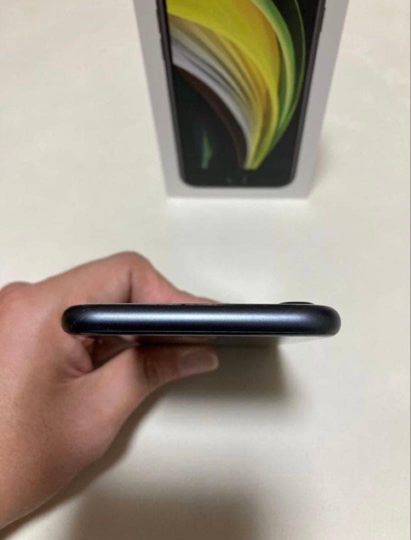 【美品】iPhone8ブラック 本体のみ　バッテリー容量91%