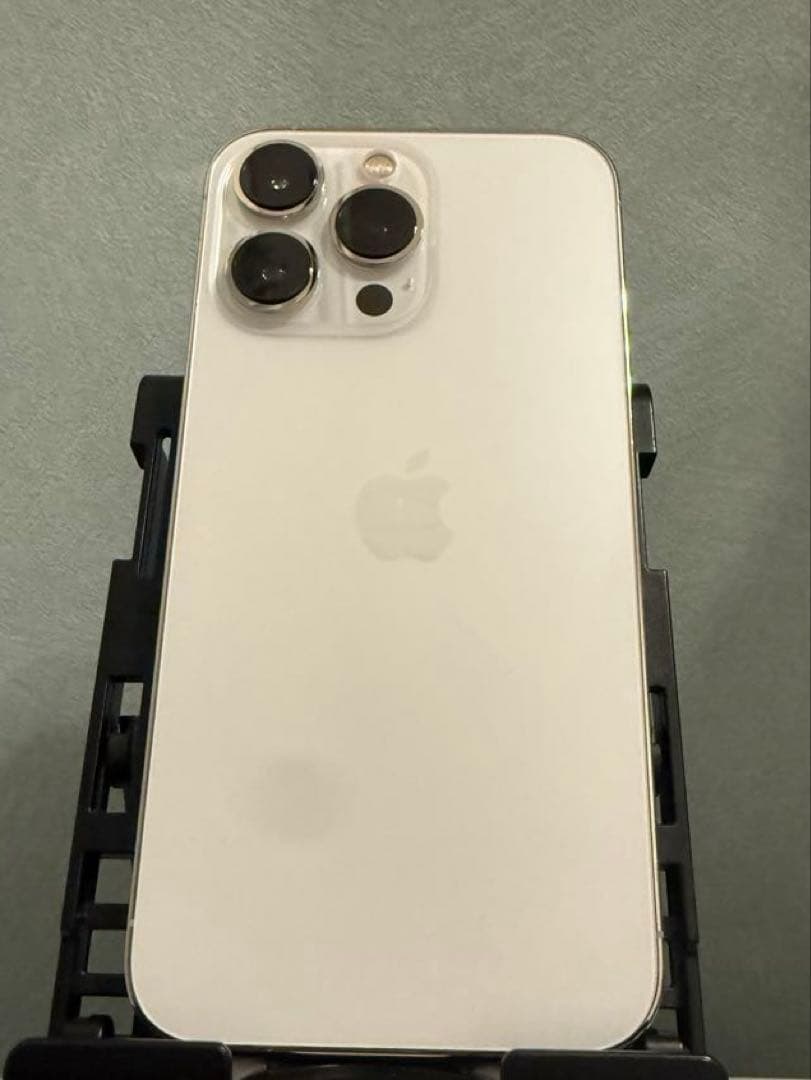 iPhone 13 Pro 256GB SIMフリー バッテリー100%