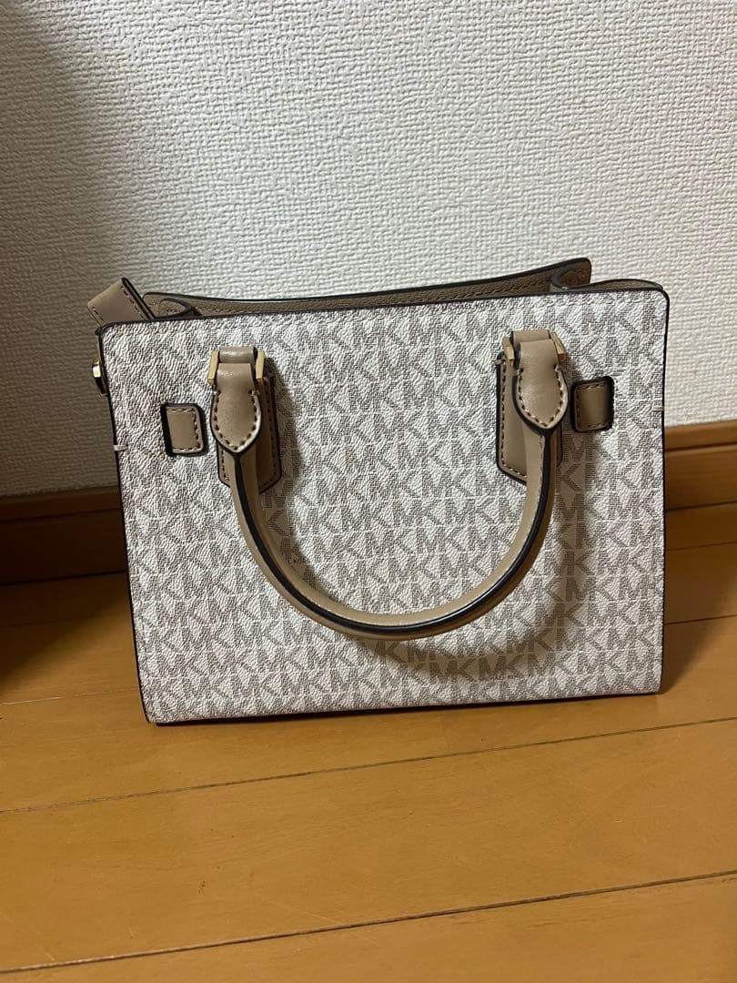 ⭐️週末限定値下げ⭐️Michael Kors ショルダーバッグ ホワイト/ベージュ