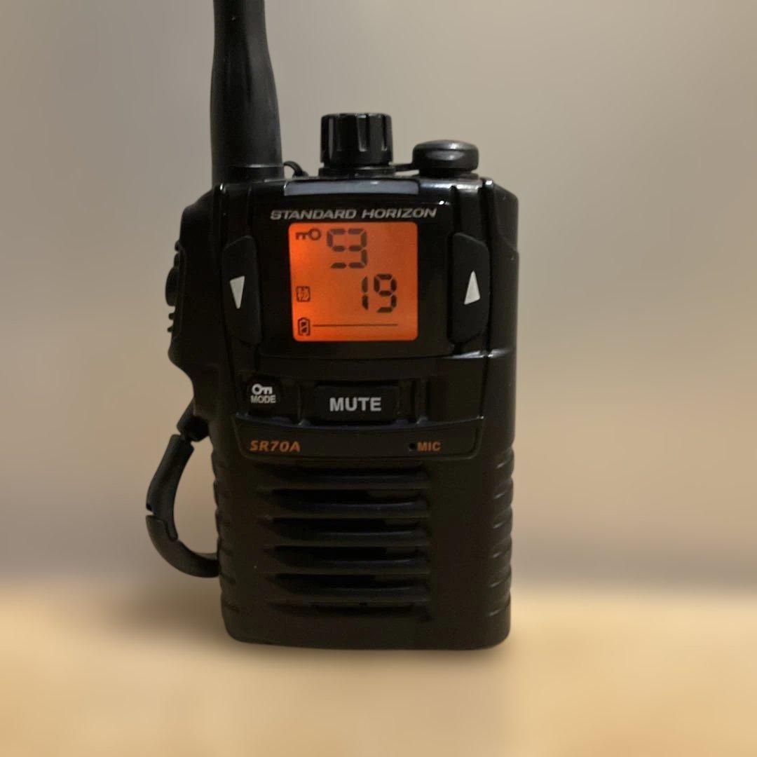 トランシーバー STANDARD SR70A SR70