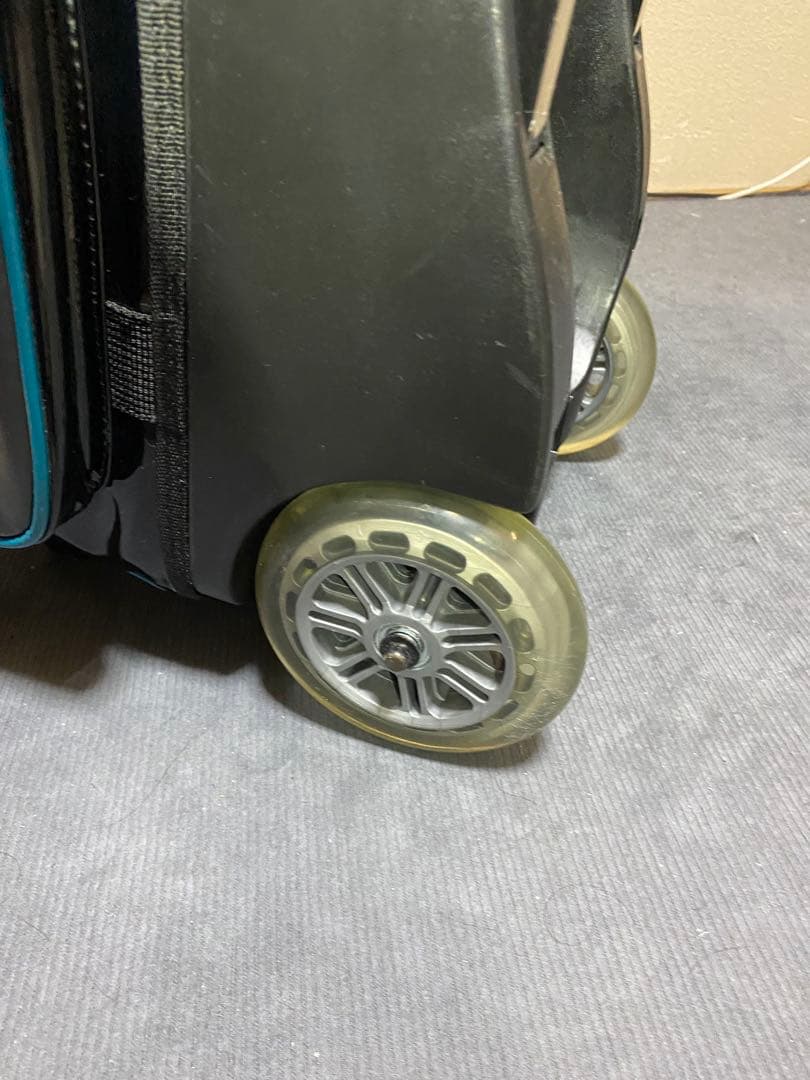 ボウリングバッグ2個用 シューズその他収納ポケット多数