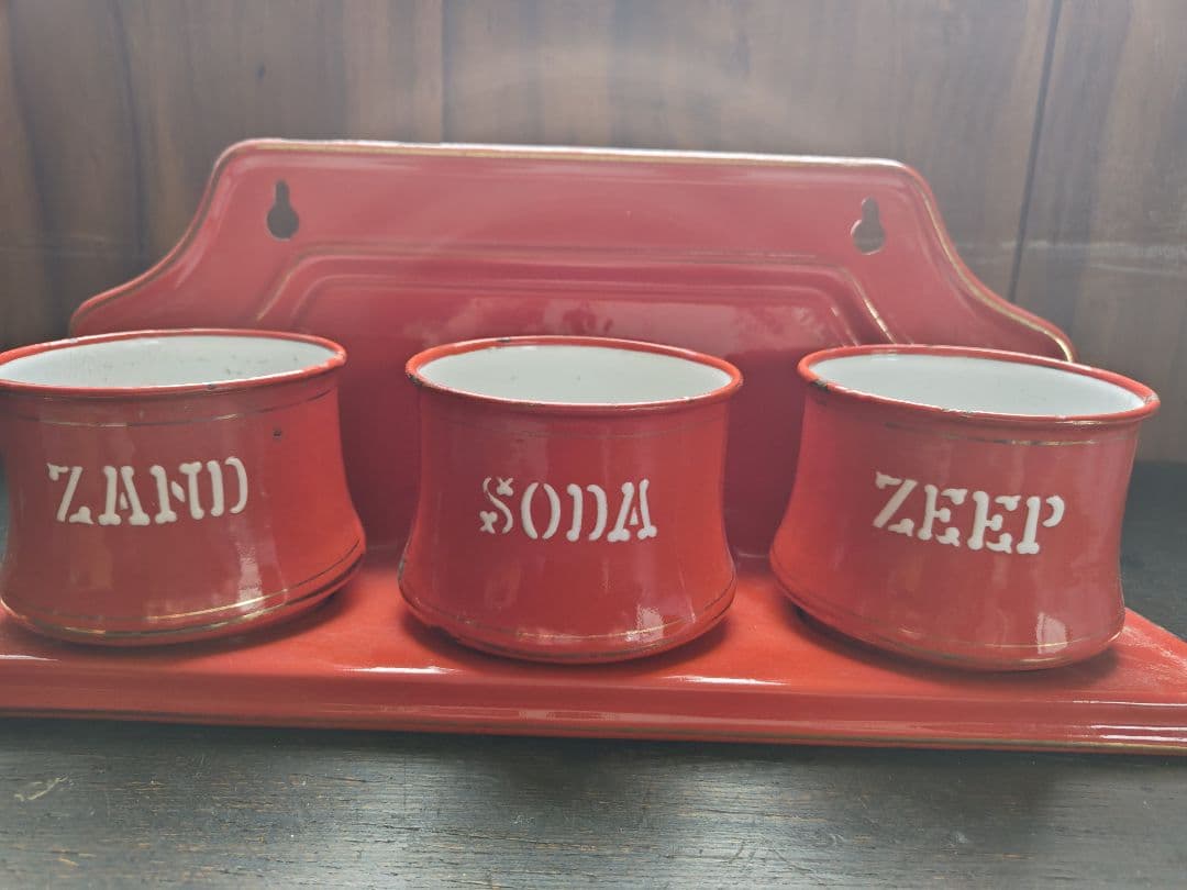 アンティーク　ホーロー　サボンラック　レッド