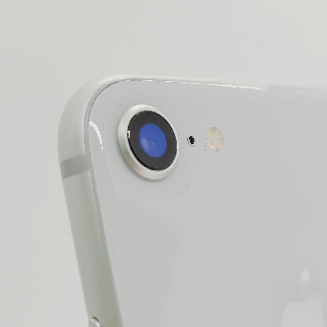 美品 Apple iPhone 8 シルバー 64GB SIMフリー