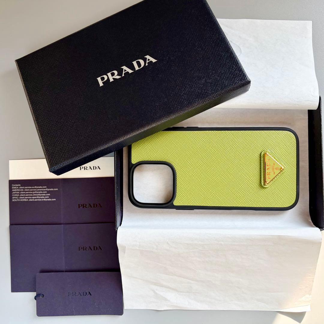 新品 未使用 プラダ PRADA iPhoneケース 16 ProMax ロゴ