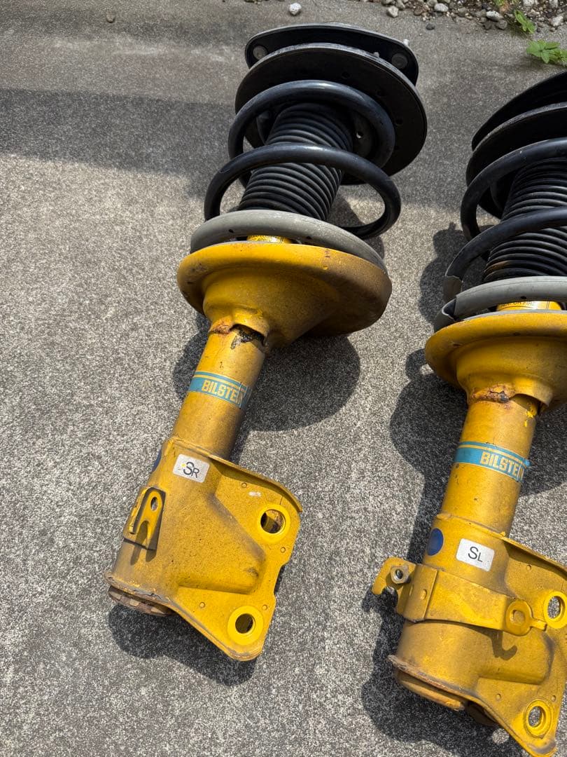 み*ん様 スバル純正　ビルシュタイン　WRX STI VAB D型　サスショック