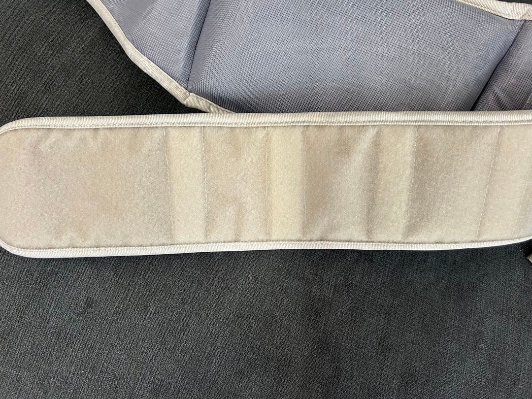 POGNAE ポグネー maxB 抱っこ紐 ホワイト