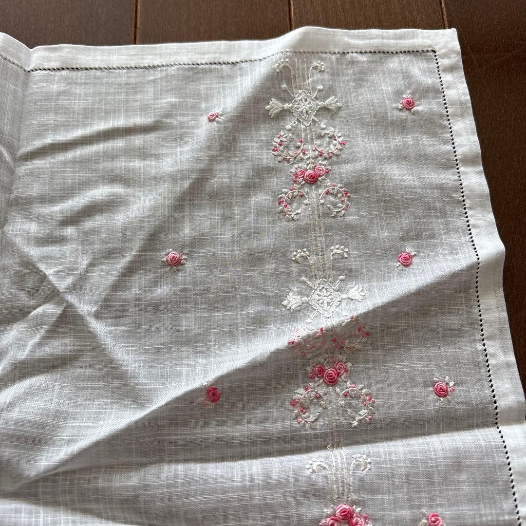 未使用　WAKO ベトナム製　手刺繍ハンカチ　タオルハンカチ　ワコウ　銀座和光
