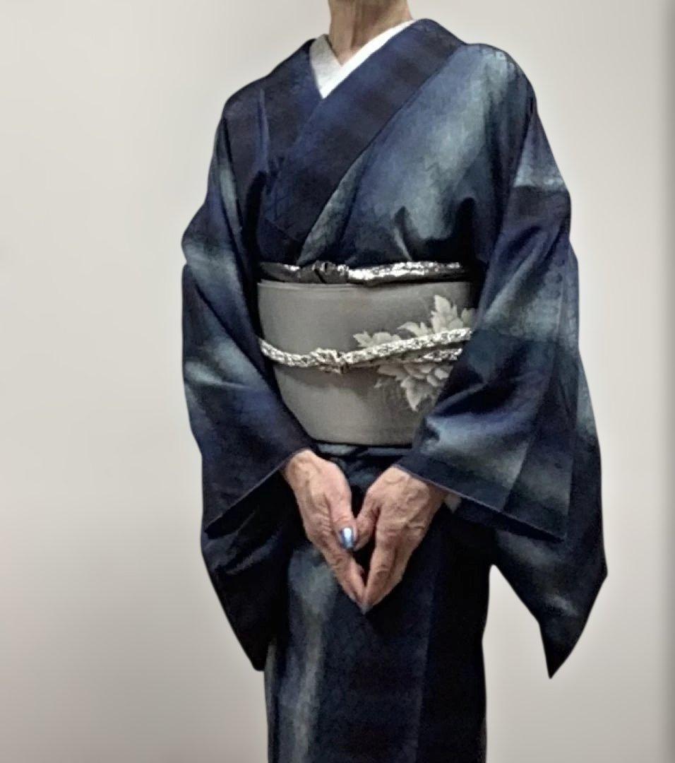 クリスマスローズ、正絹。