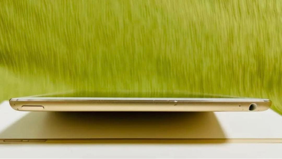 iPad mini4本体 ゴールド Wi-Fiモデル 128GB 中古美品