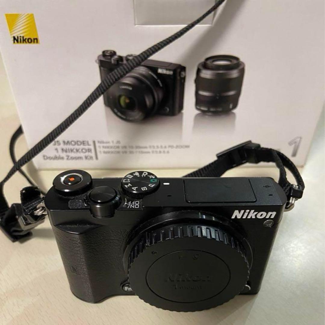 Nikon 1 J5 BLACK ダブルレンズキット