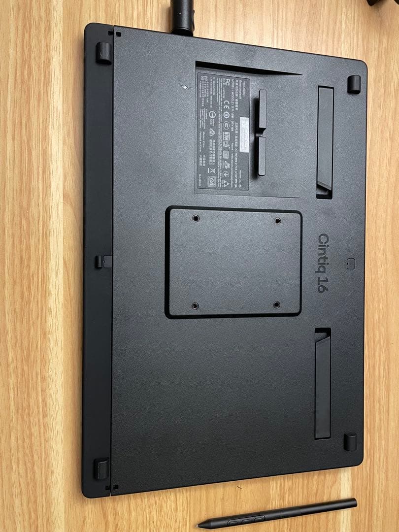 Wacom Cintiq 16 デジタルペンタブレット 本体