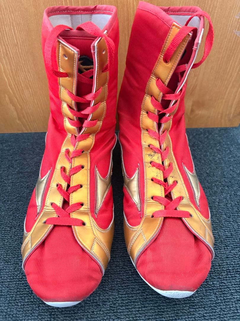 Mizuno ボクシングシューズ レッド/ゴールド