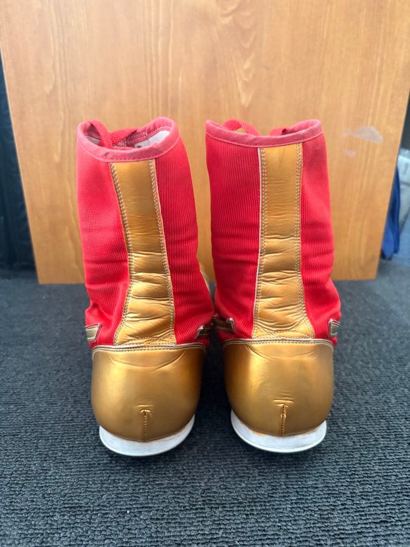 Mizuno ボクシングシューズ レッド/ゴールド