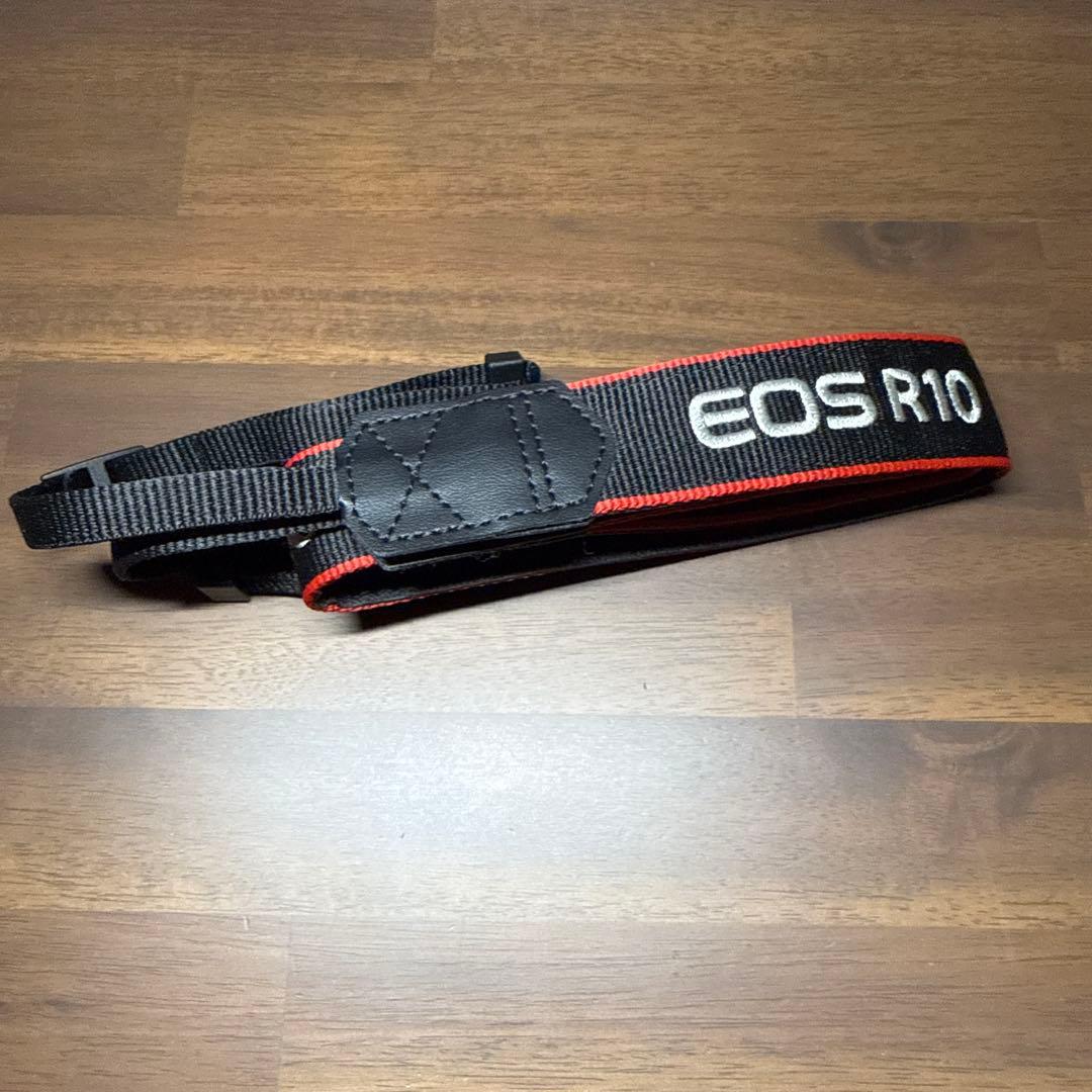 CANON EOS R10 レンズキット　18-150mm