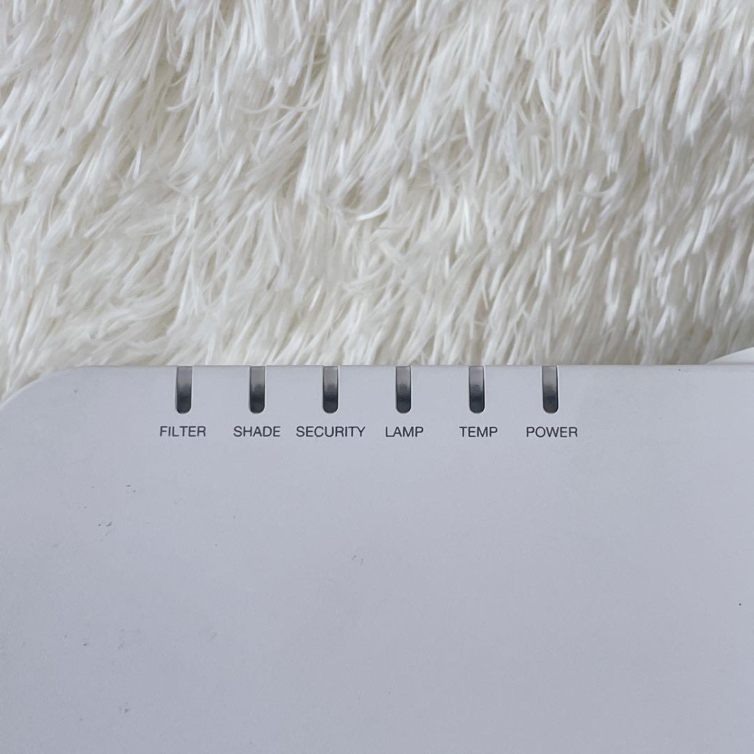 HITACHI CP-X8150 プロジェクター