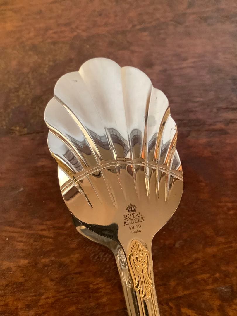   Old Country Roseサービングカトラリー