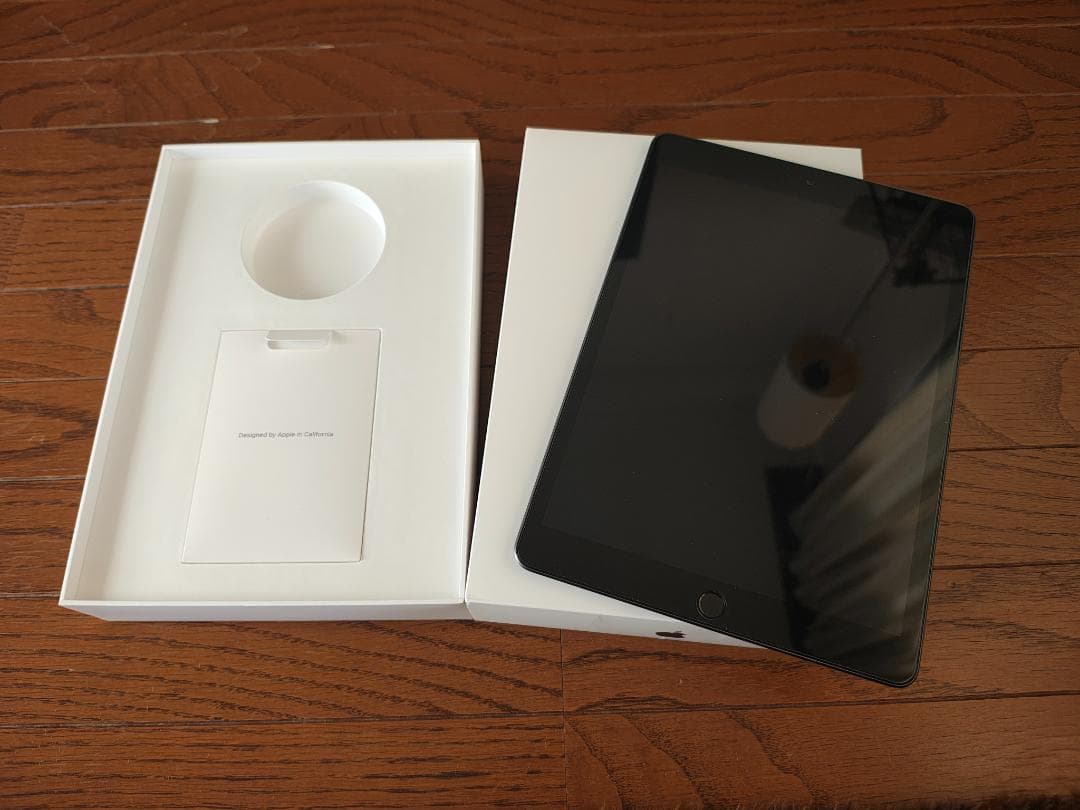ipad 第七世代　32gb スペースグレイ　wi-fiモデル