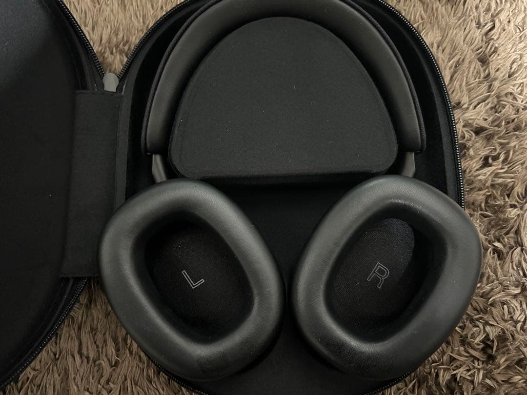 Bowers & Wilkins ワイヤレスヘッドホン Px7 S2e