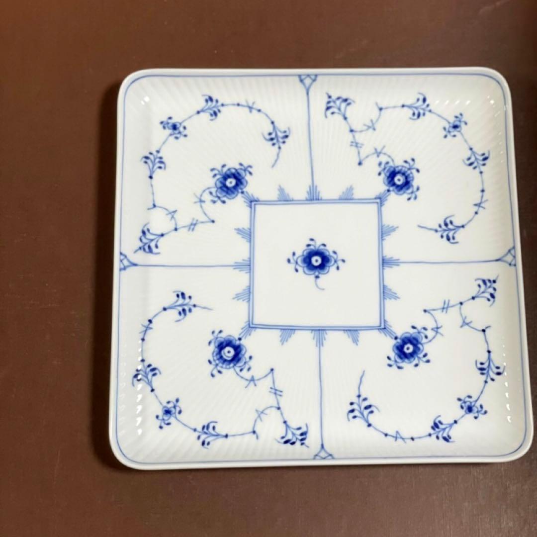 い*ま様 ロイヤルコペンハーゲンブルーフルーテッドプレインスクエアディッシュ20