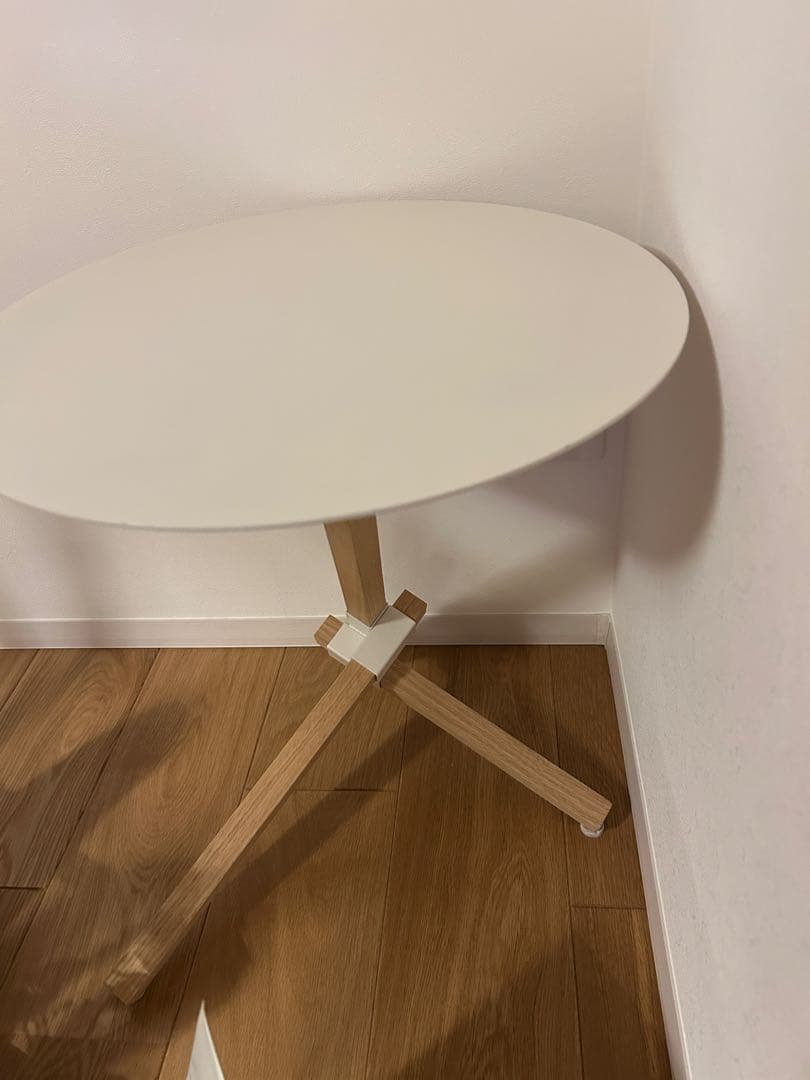 デュエンデ DUENDE トレ TRE サイドテーブル