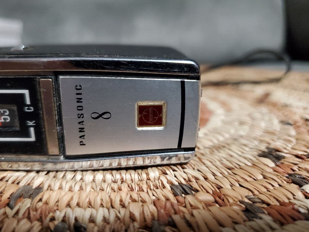 Panasonic 8 AMラジオ MODEL R-1326