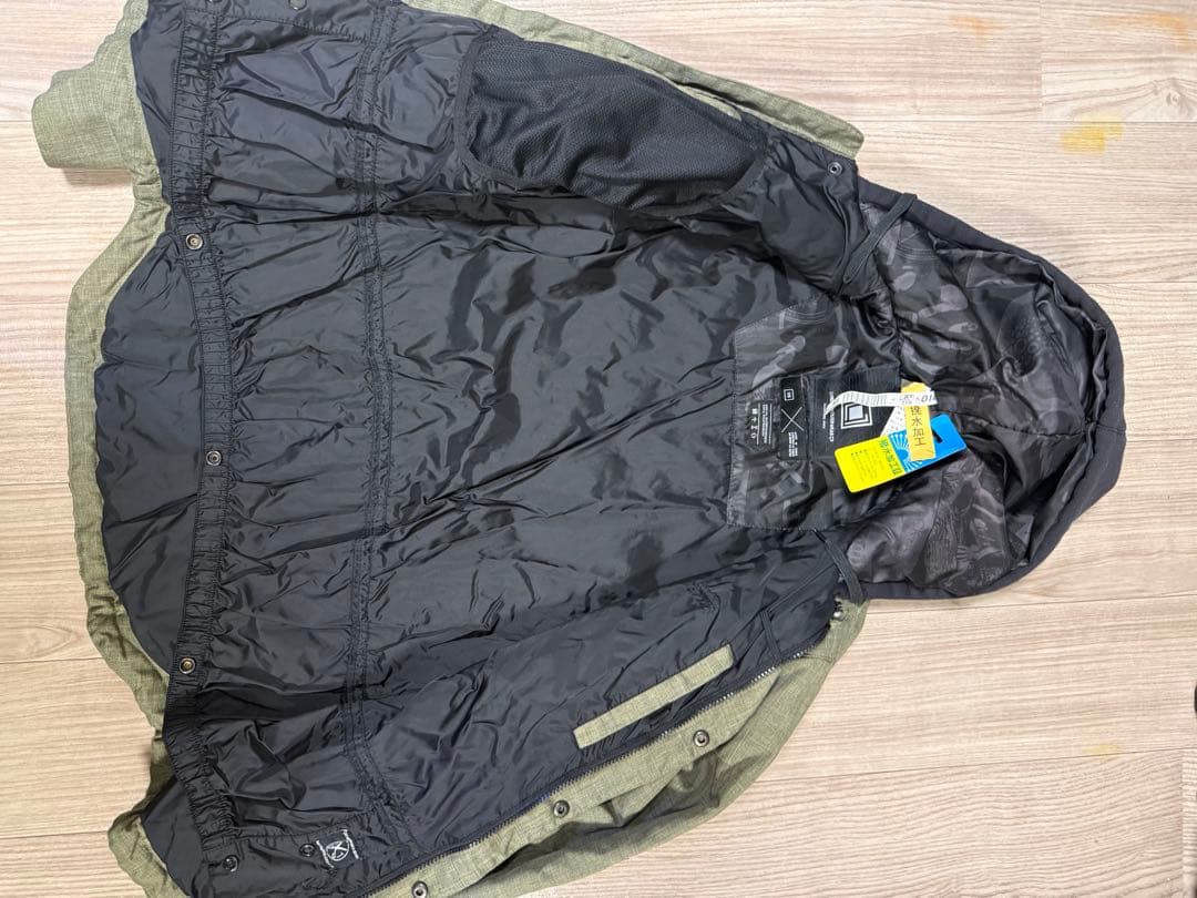 L-1スノーボードウェア　ジャケット